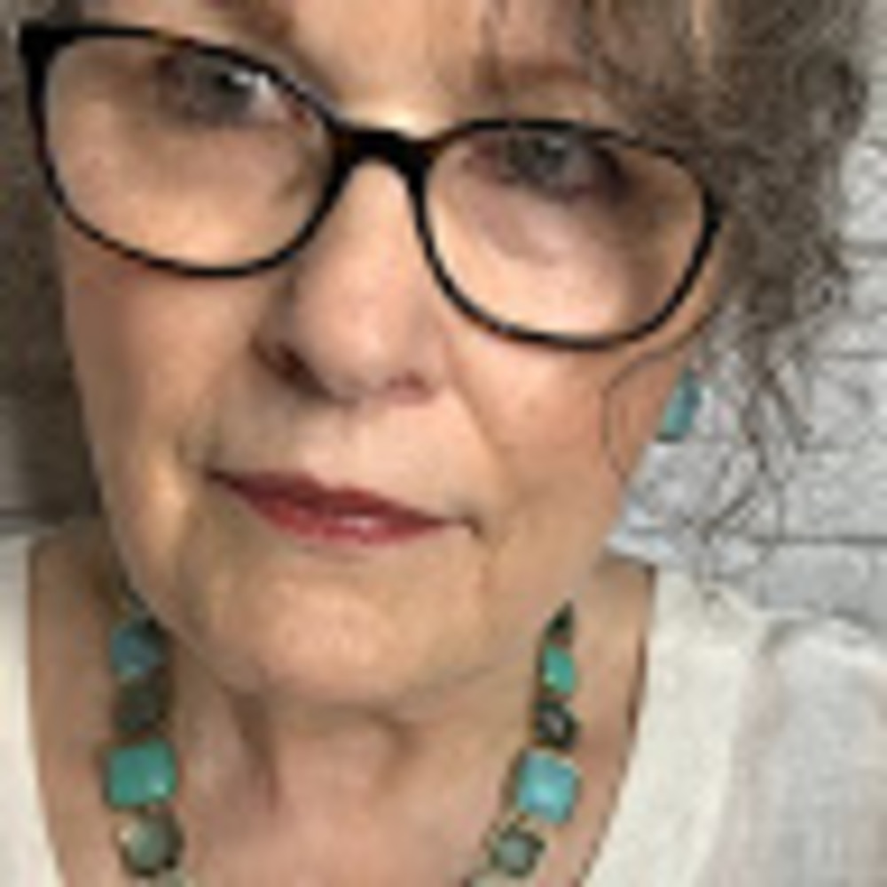 Meet your Posher, Pamela